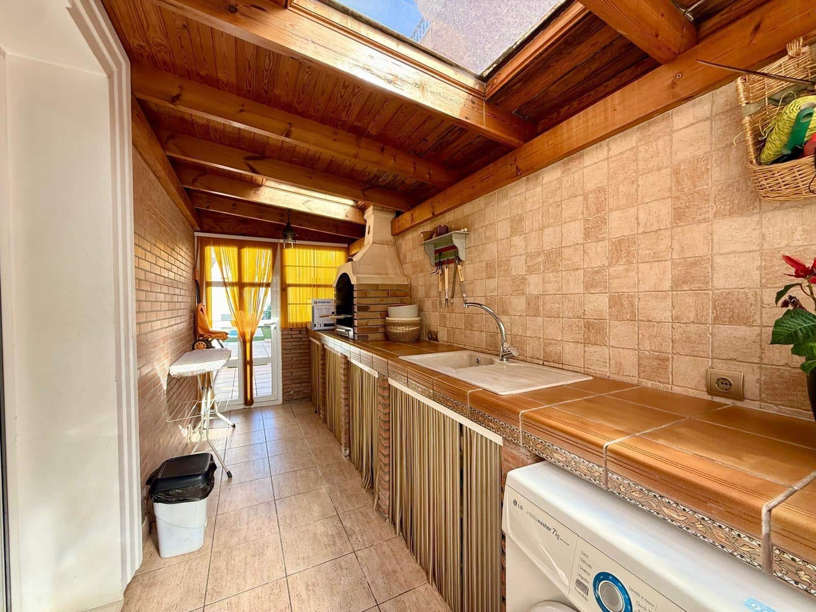 4 quarto Moradia Geminada para venda em Almeria cidade com piscina garagem - 850 000 € (Ref: 9836476)