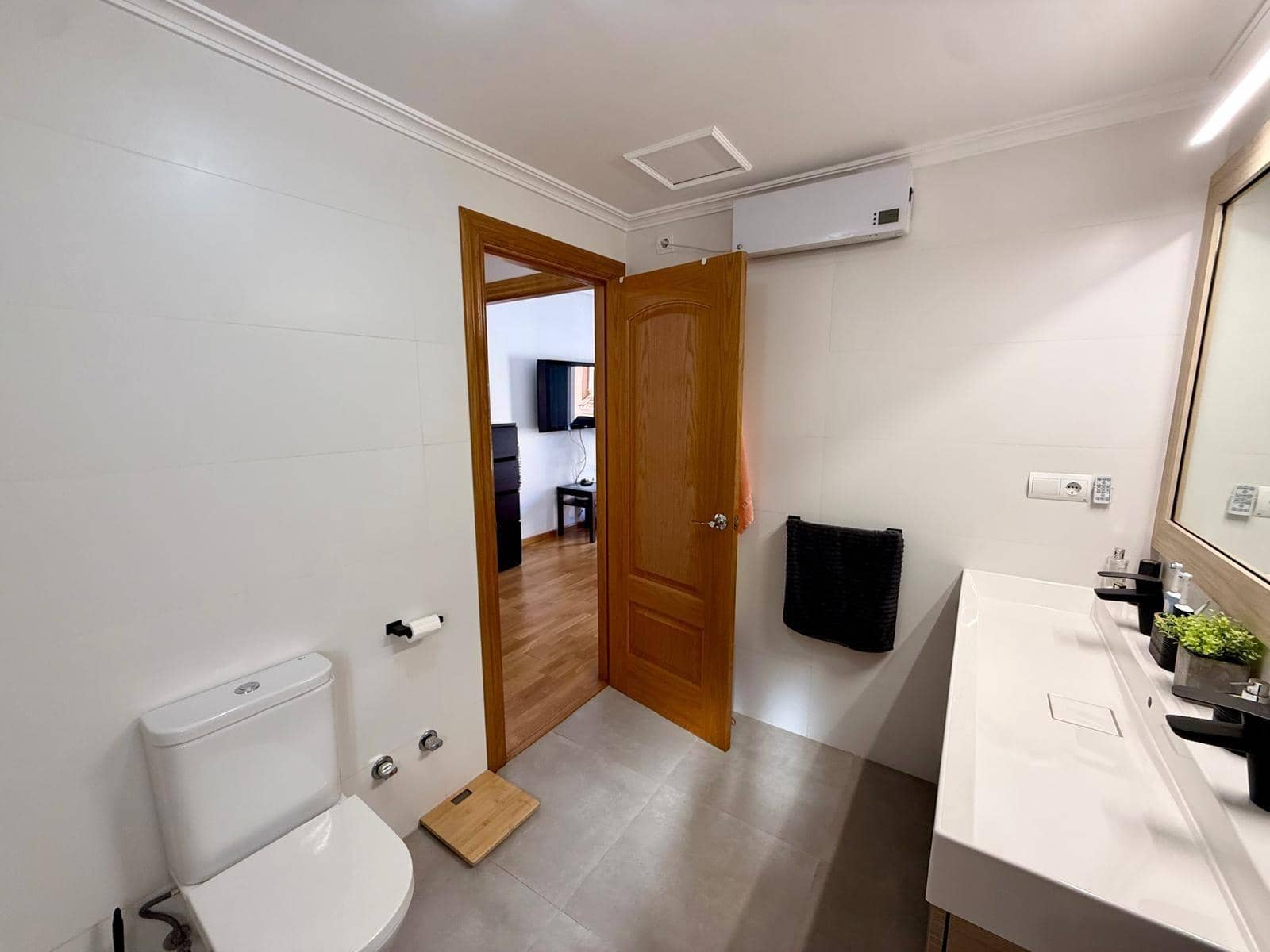 4 quarto Moradia Geminada para venda em Almeria cidade com piscina garagem - 850 000 € (Ref: 9836476)