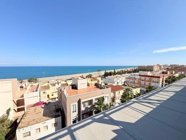 4 soveværelse Penthouse til salg i Roquetas de Mar med garage - € 255.000 (Ref: 9851898)