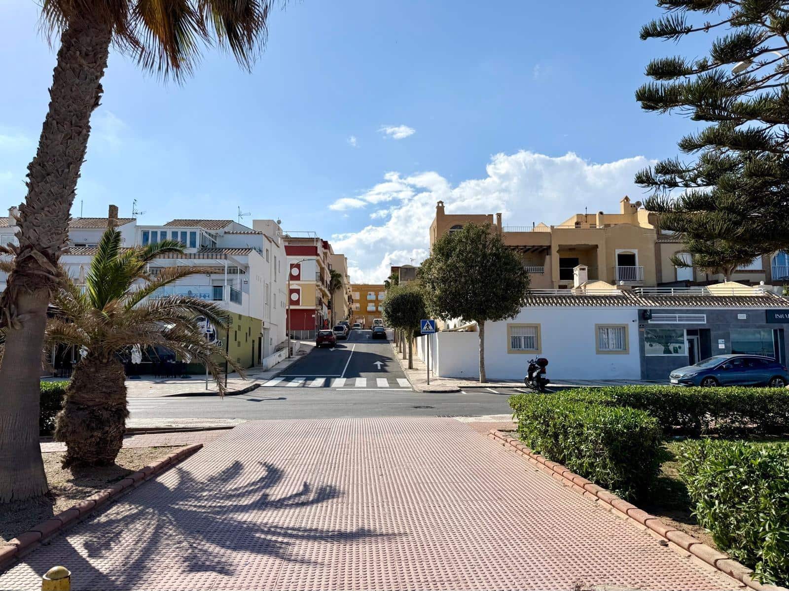 4 soveværelse Penthouse til salg i Roquetas de Mar med garage - € 255.000 (Ref: 9851898)