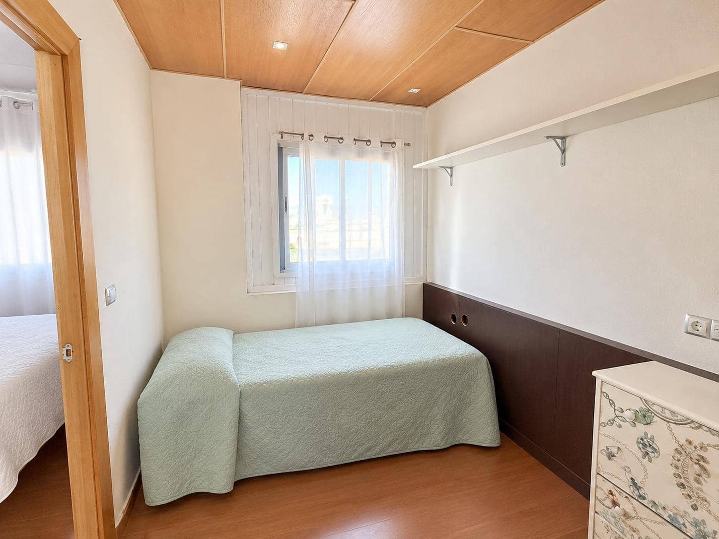 4 bedroom Penthouse for sale in Roquetas de Mar with garage - € 240,000 (Ref: 9851898)