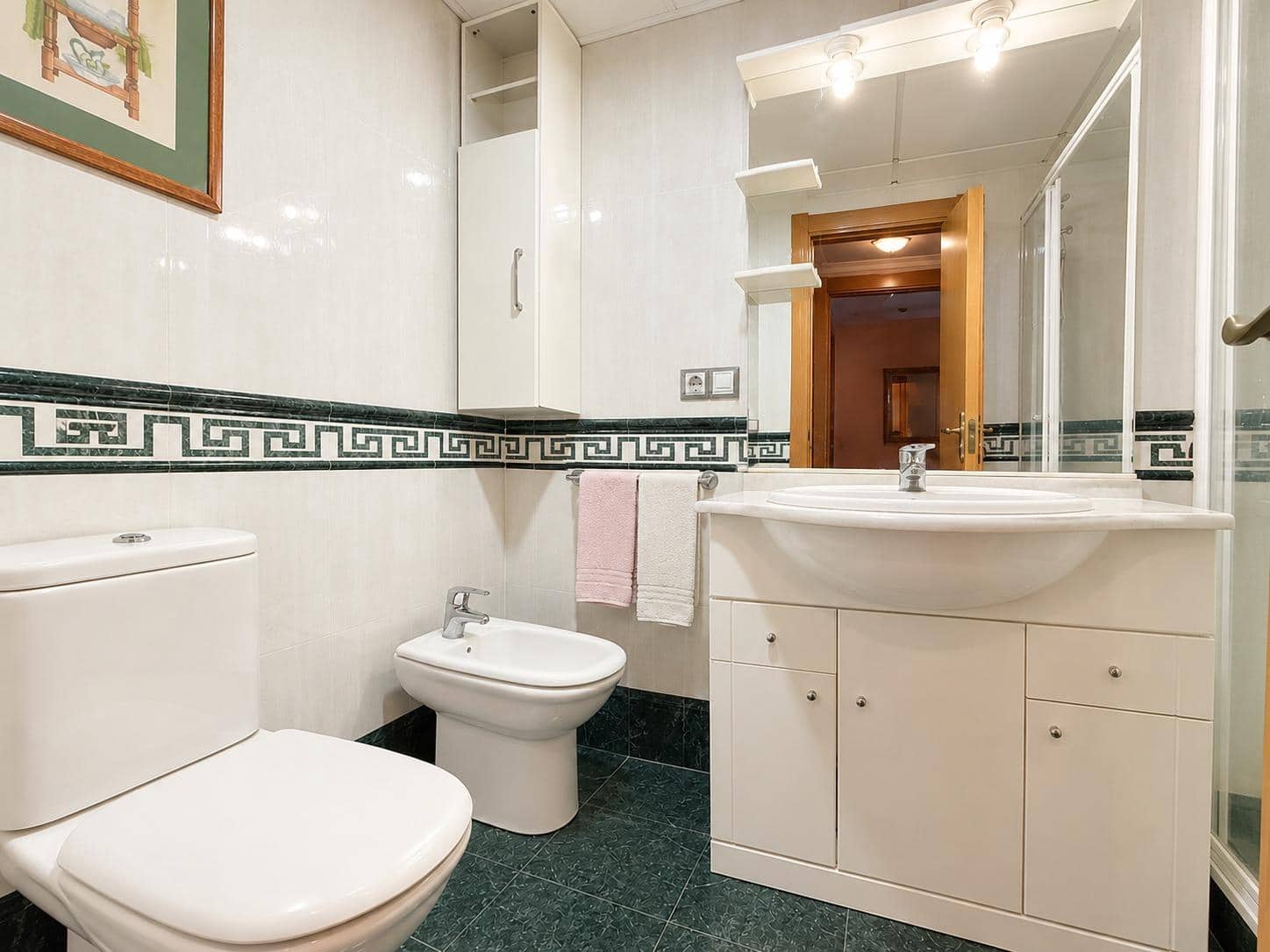 4 bedroom Penthouse for sale in Roquetas de Mar with garage - € 240,000 (Ref: 9851898)