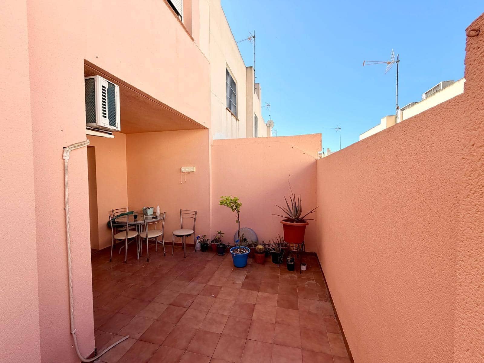 3 soveværelse Rækkehus til salg i Aguadulce (Almeria) med garage - € 280.000 (Ref: 9876568)