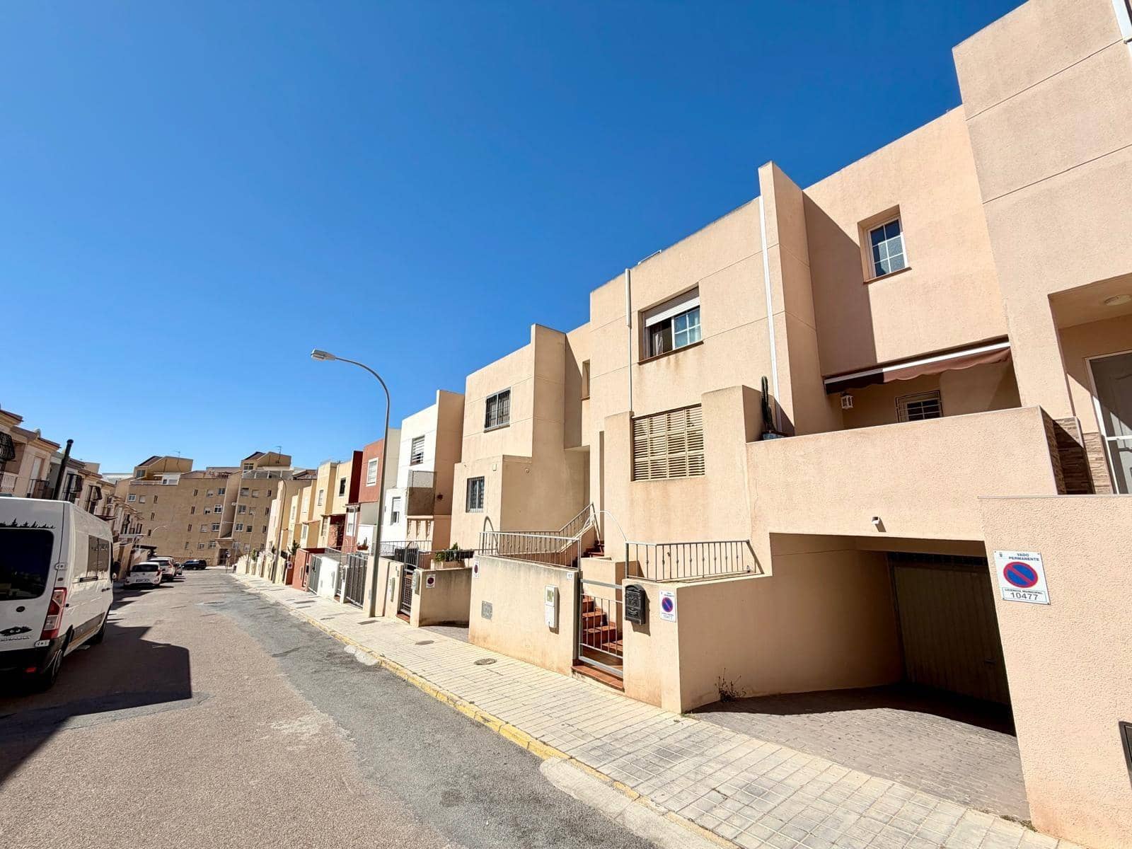 3 soveværelse Rækkehus til salg i Aguadulce (Almeria) med garage - € 280.000 (Ref: 9876568)