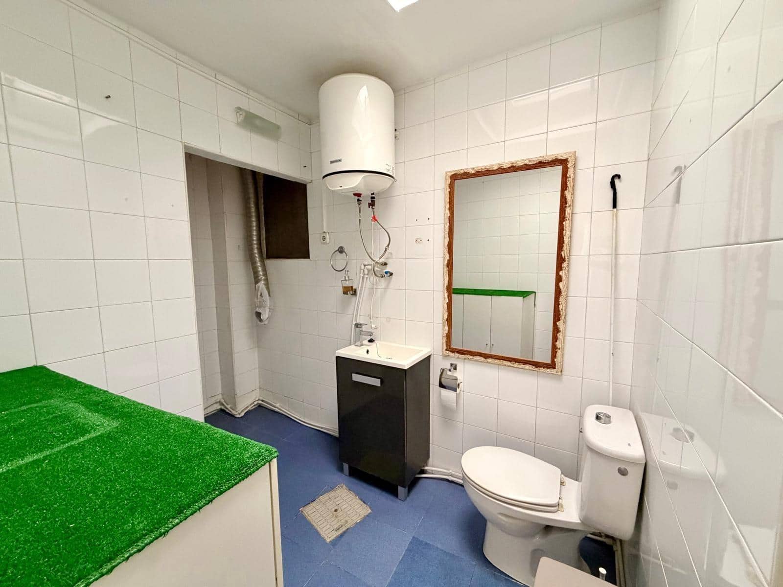 Comercial para venda em Almeria cidade - 120 000 € (Ref: 9892501)