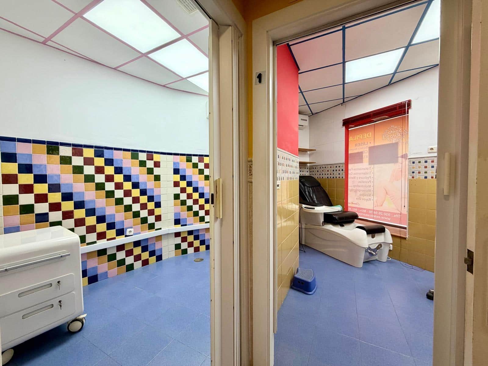 Comercial para venda em Almeria cidade - 120 000 € (Ref: 9892501)