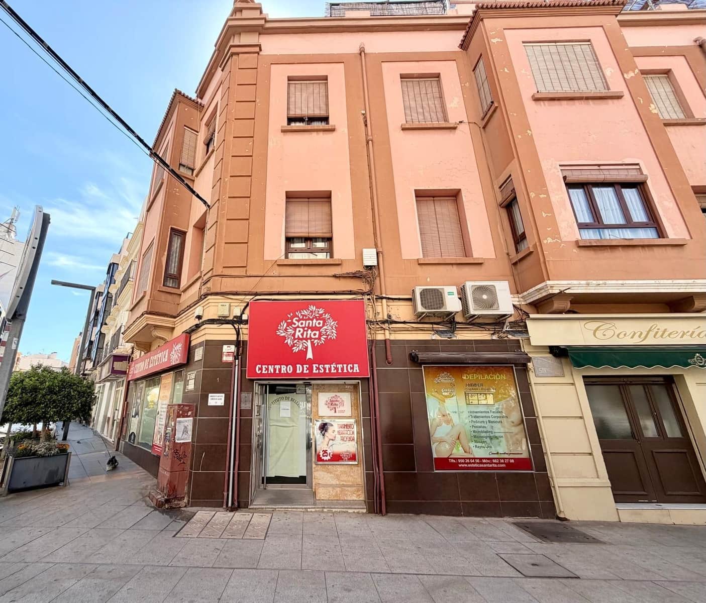 Comercial para venda em Almeria cidade - 120 000 € (Ref: 9892501)
