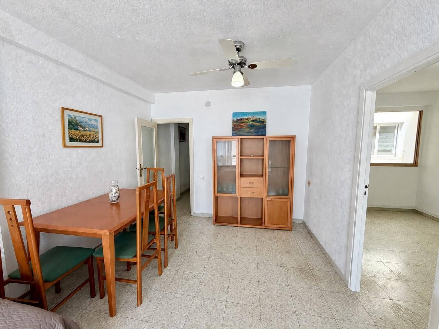 Piso de 3 habitaciones en Almería ciudad en venta - 130.000 € (Ref: 9892502)