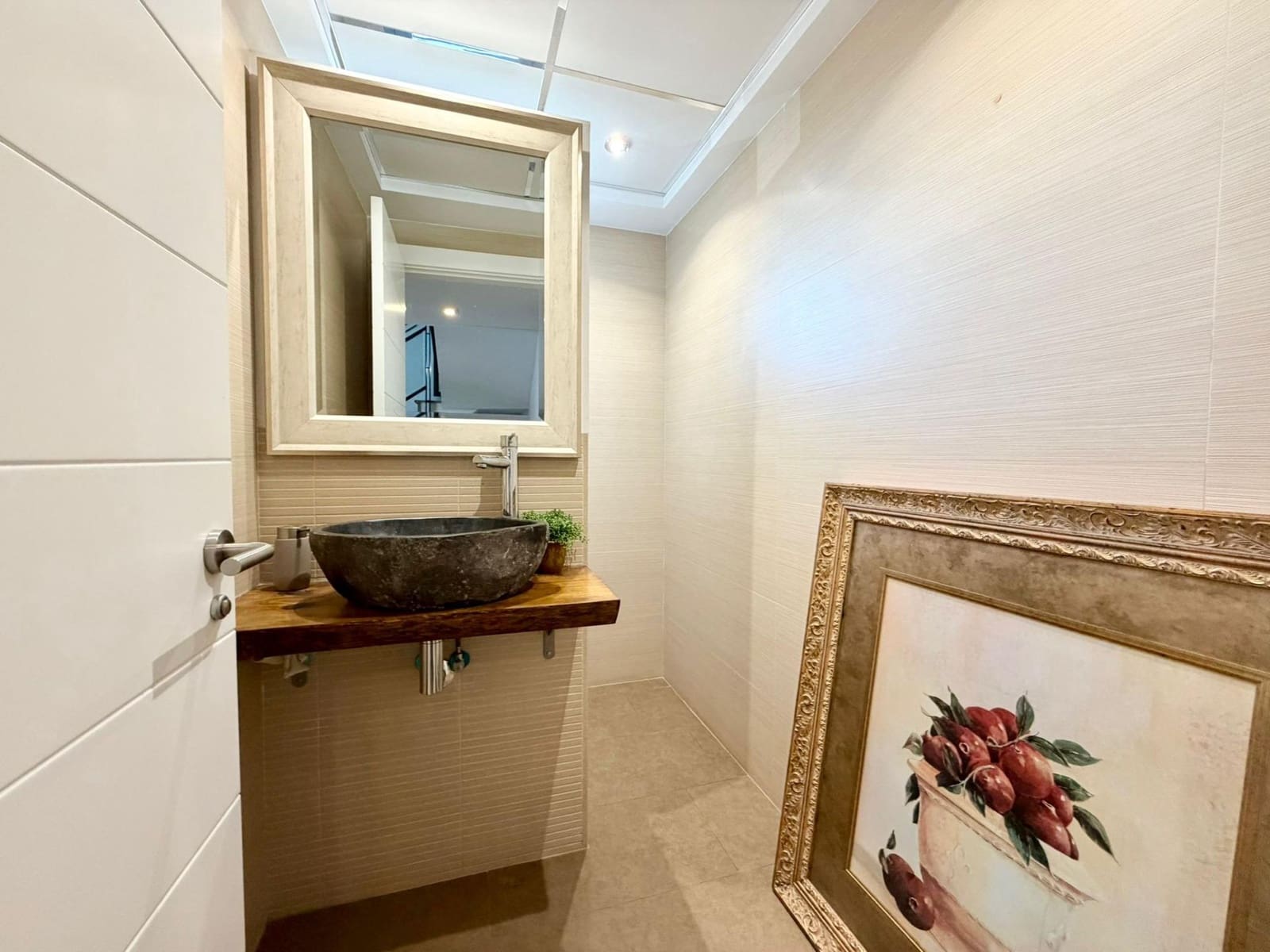 4 bedroom Villa for sale in Almeria city with pool garage - € 850,000 (Ref: 9920562)