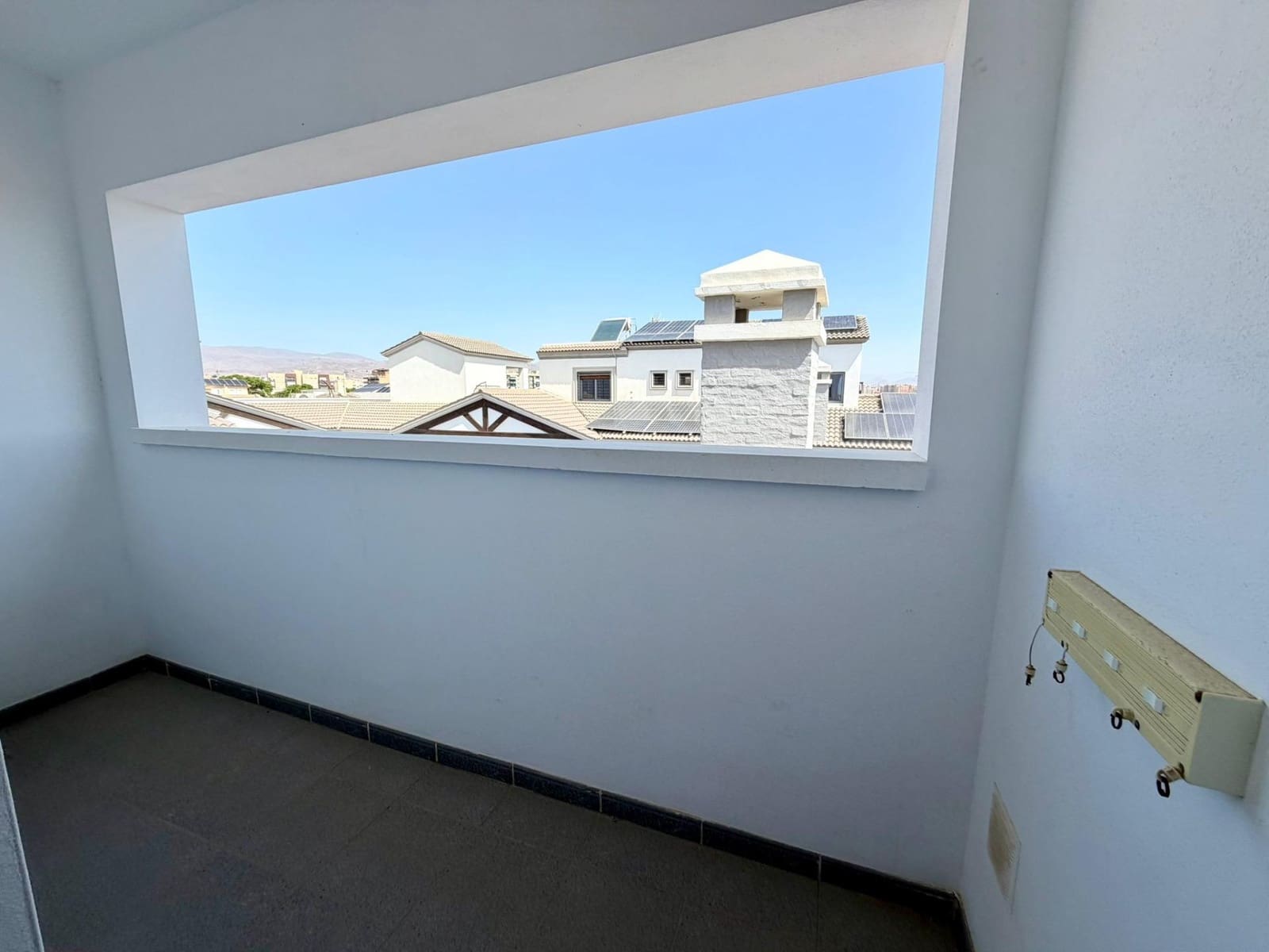 4 bedroom Villa for sale in Almeria city with pool garage - € 850,000 (Ref: 9920562)