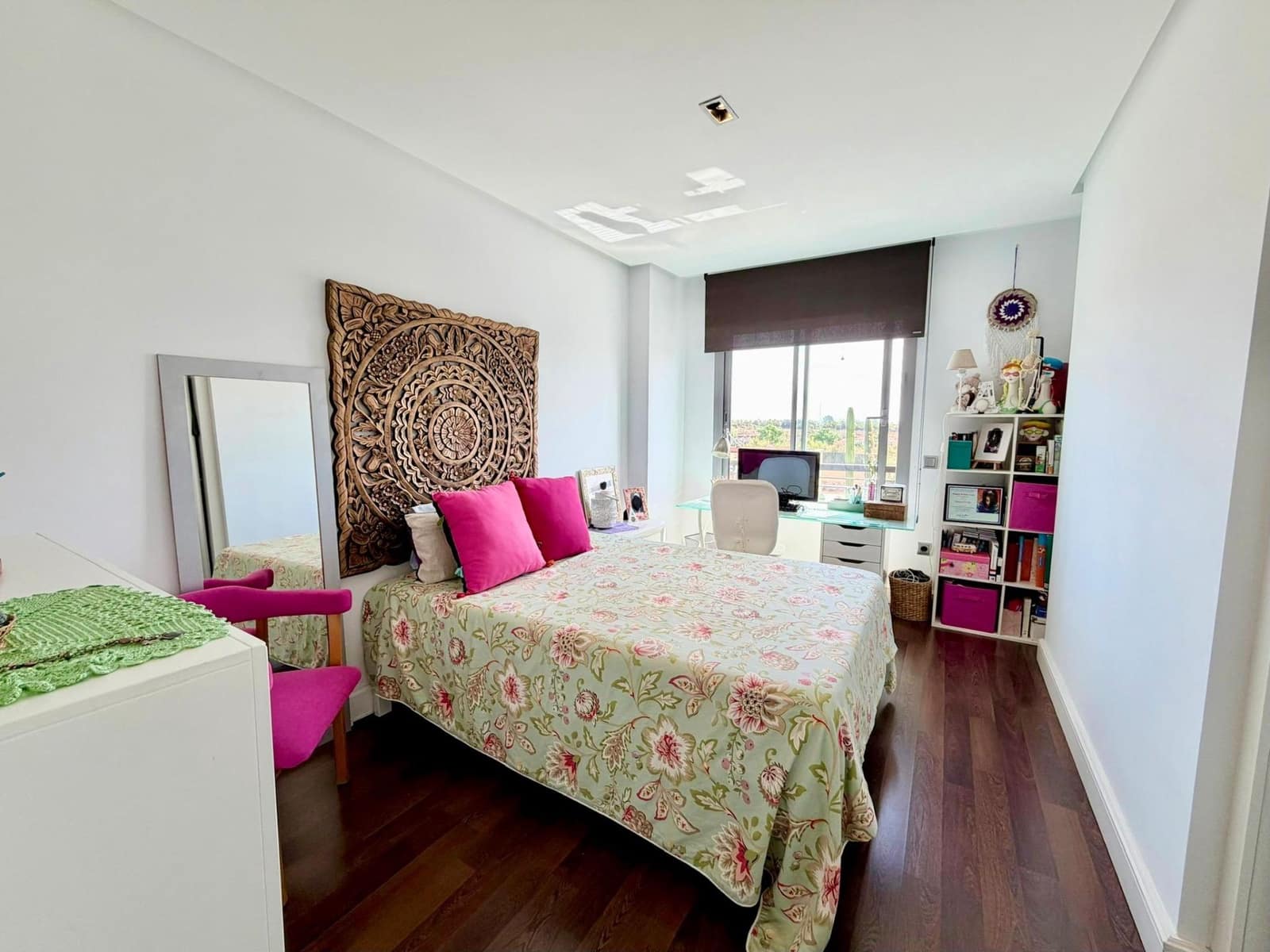 4 bedroom Villa for sale in Almeria city with pool garage - € 850,000 (Ref: 9920562)