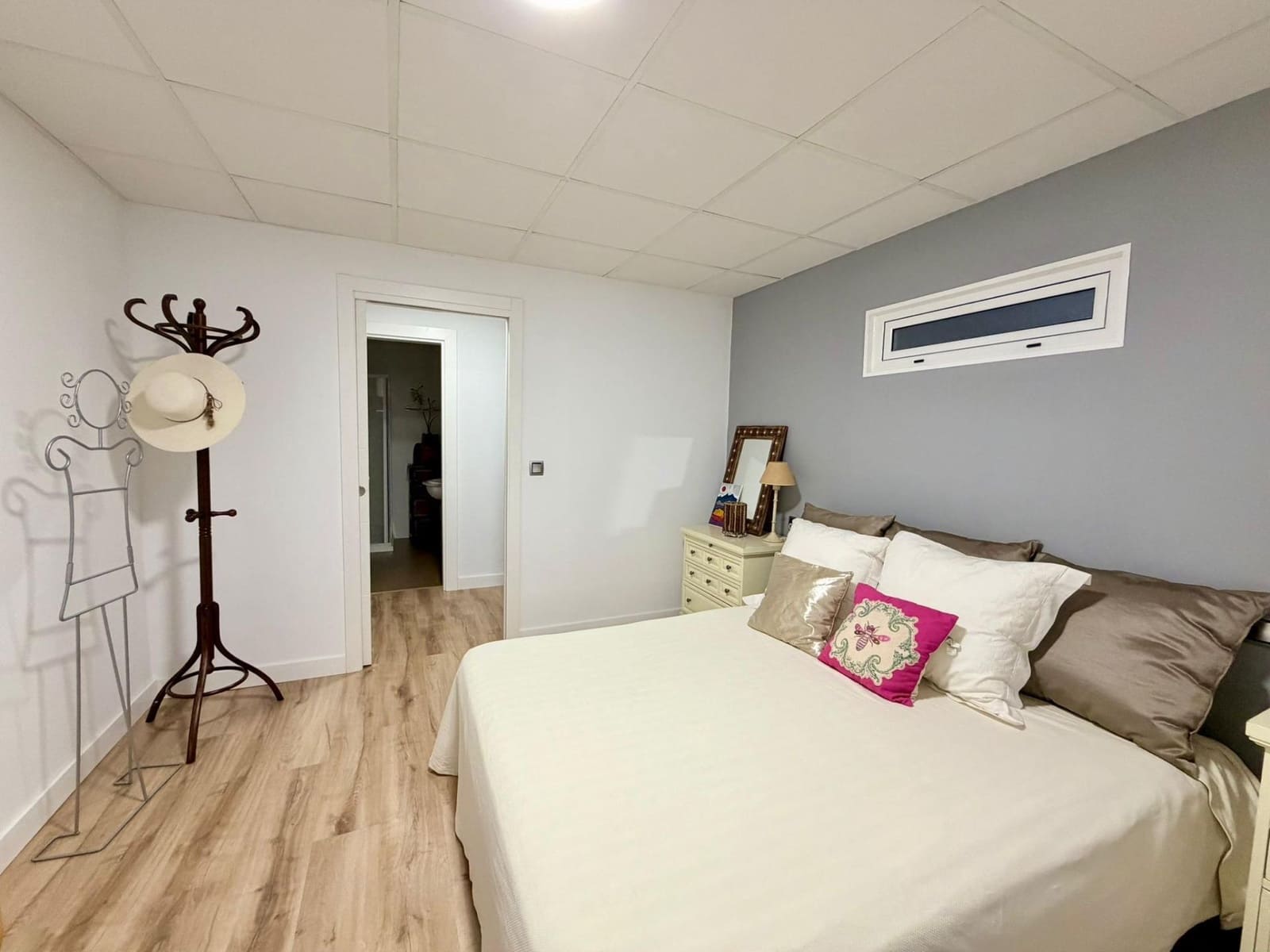 4 bedroom Villa for sale in Almeria city with pool garage - € 850,000 (Ref: 9920562)