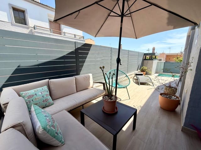4 bedroom Villa for sale in Almería city with pool garage - € 850,000 (Ref: 9920562)