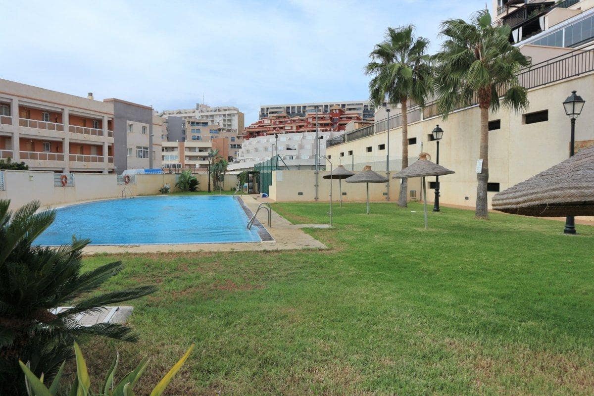 2 bedroom Flat for sale in Aguadulce (Almeria) with pool garage - € 165,000 (Ref: 9927548)