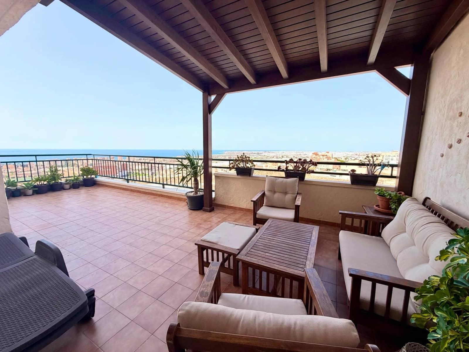 2 bedroom Flat for sale in Aguadulce (Almeria) with pool garage - € 165,000 (Ref: 9927548)