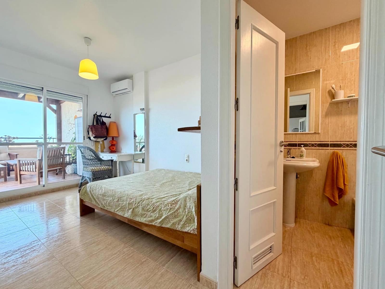 2 bedroom Flat for sale in Aguadulce (Almeria) with pool garage - € 165,000 (Ref: 9927548)