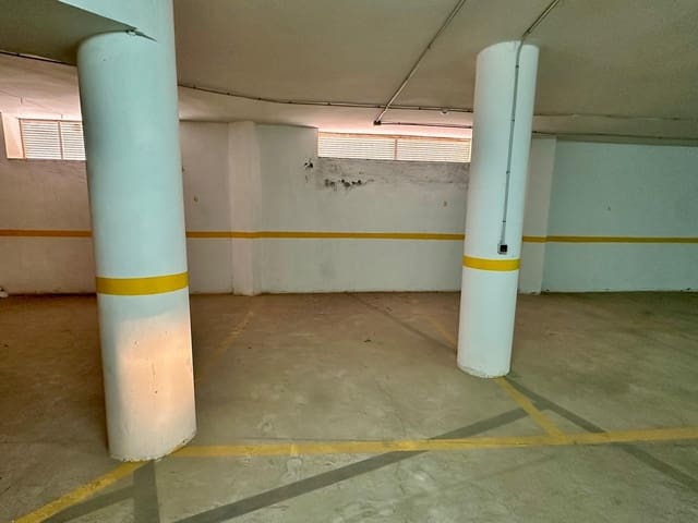 Garage til salg i Aguadulce (Almeria), Roquetas de Mar - € 17.000 (Ref: 9945878)