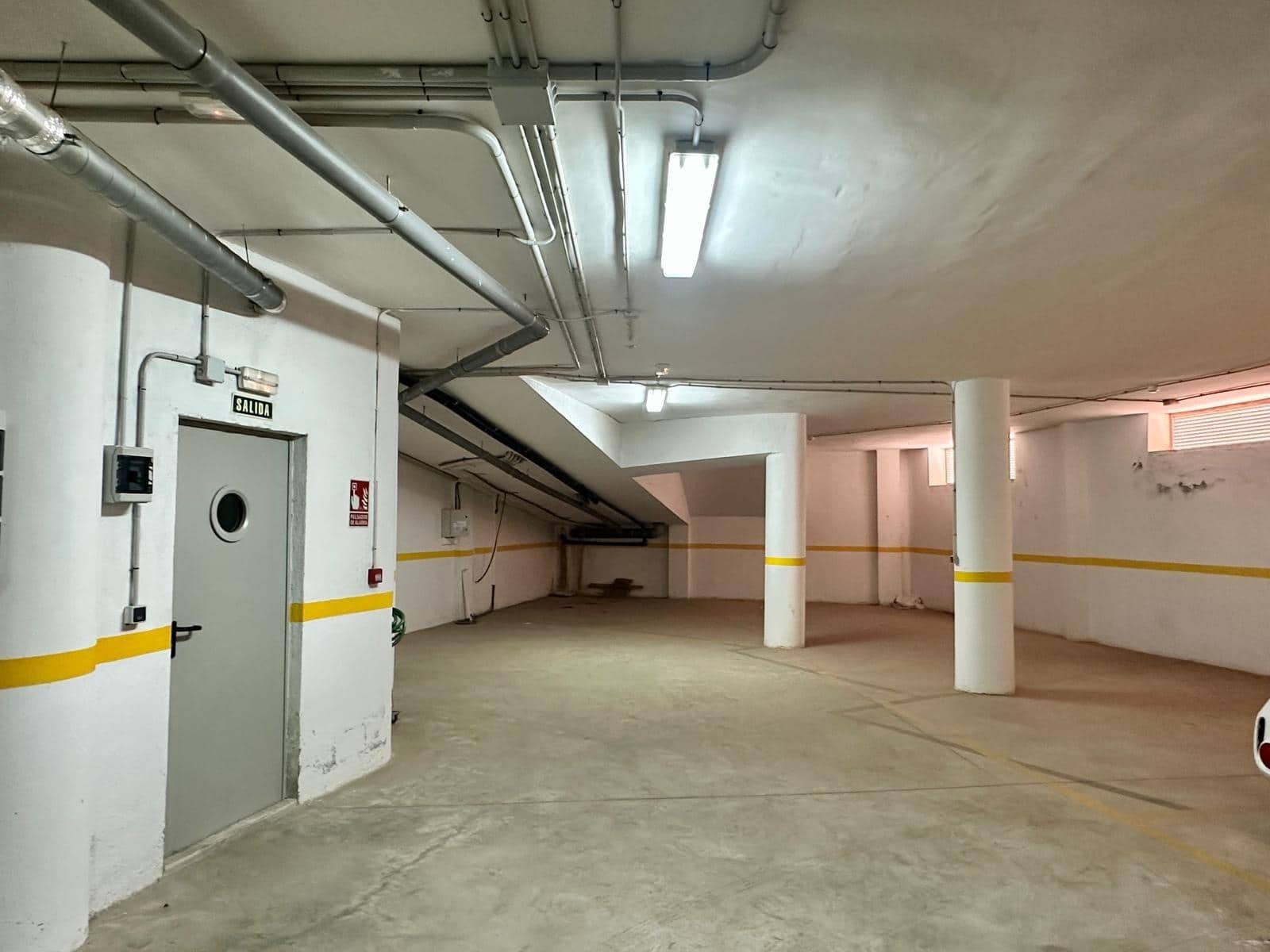 Garage for sale in Aguadulce (Almeria) - € 17,000 (Ref: 9945878)