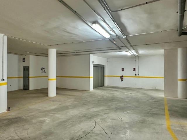 Garage til salg i Aguadulce (Almeria), Roquetas de Mar - € 17.000 (Ref: 9945878)