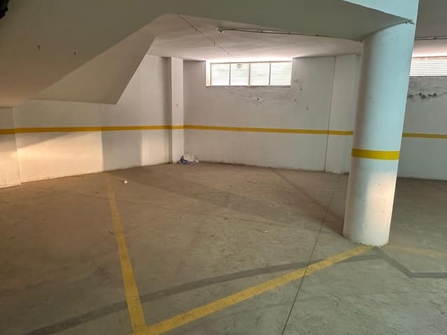 Garage til salg i Aguadulce (Almeria), Roquetas de Mar - € 17.000 (Ref: 9945878)