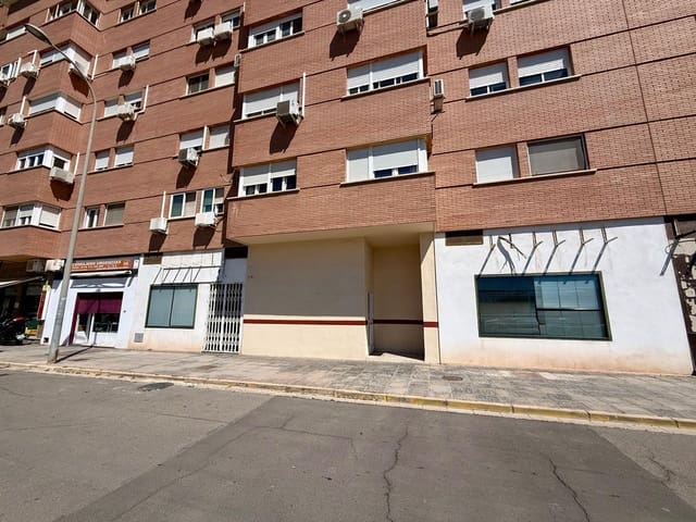 Komercyjne do wynajęcia w Nueva Andalucía, Miasto Almería - 1 000 € (Ref: 9949930)