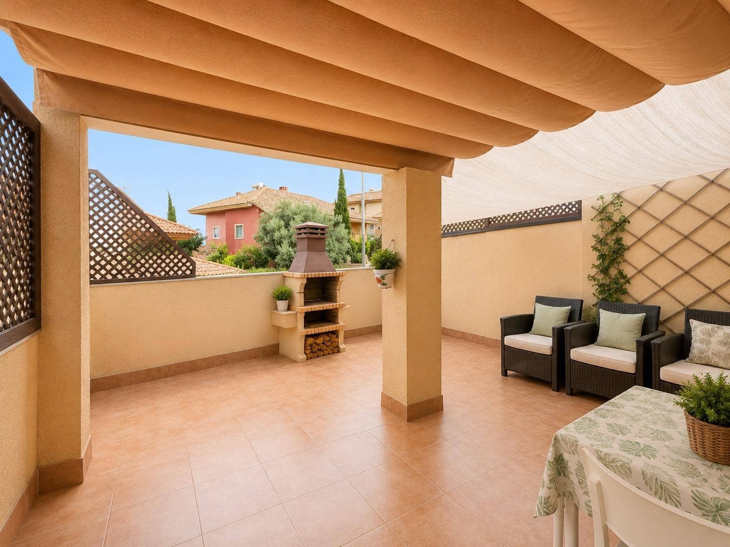 3 Zimmer Reihenhaus zu verkaufen in La Envia Golf mit Pool Garage - 285.000 € (Ref: 9983111)