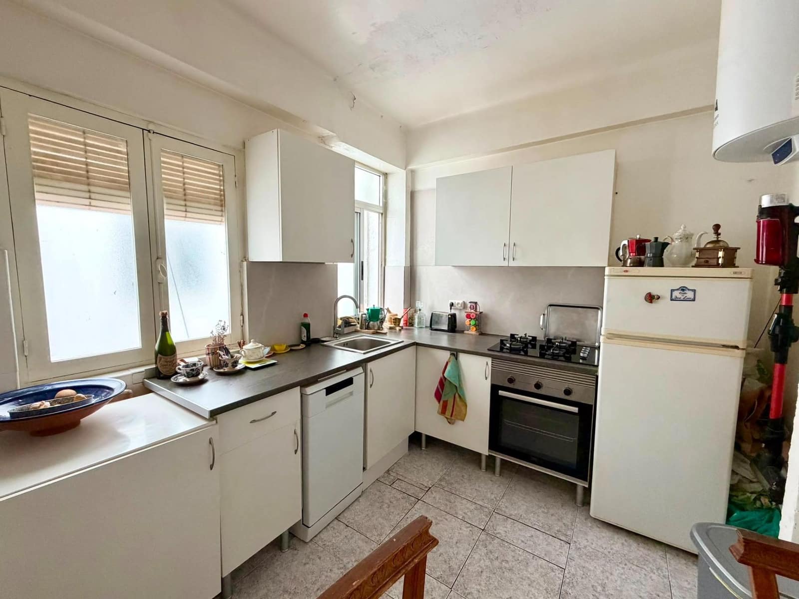 3 slaapkamer Flat te koop in Almeria stad - € 160.000 (Ref: 9985082)