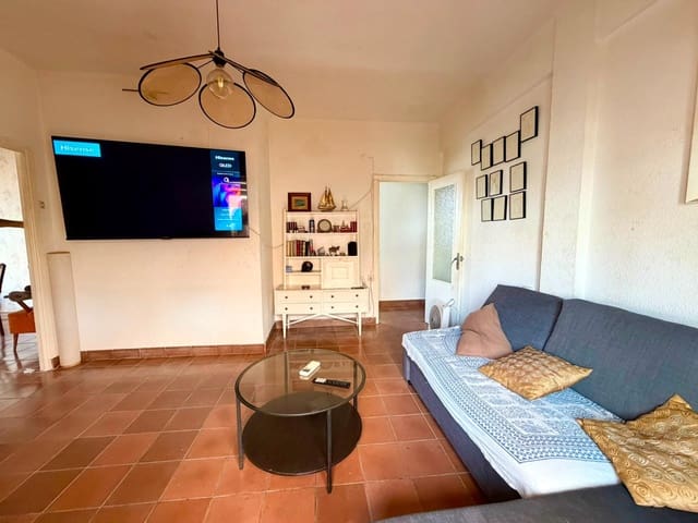 3 slaapkamer Flat te koop in Almería stad - € 160.000 (Ref: 9985082)
