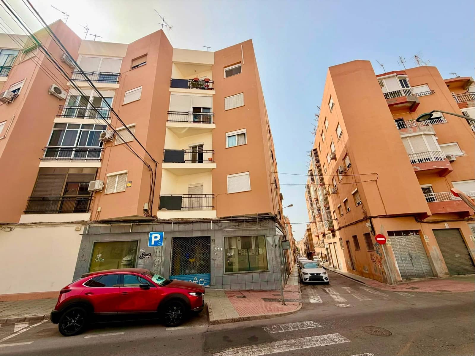 3 slaapkamer Flat te koop in Almeria stad - € 160.000 (Ref: 9985082)