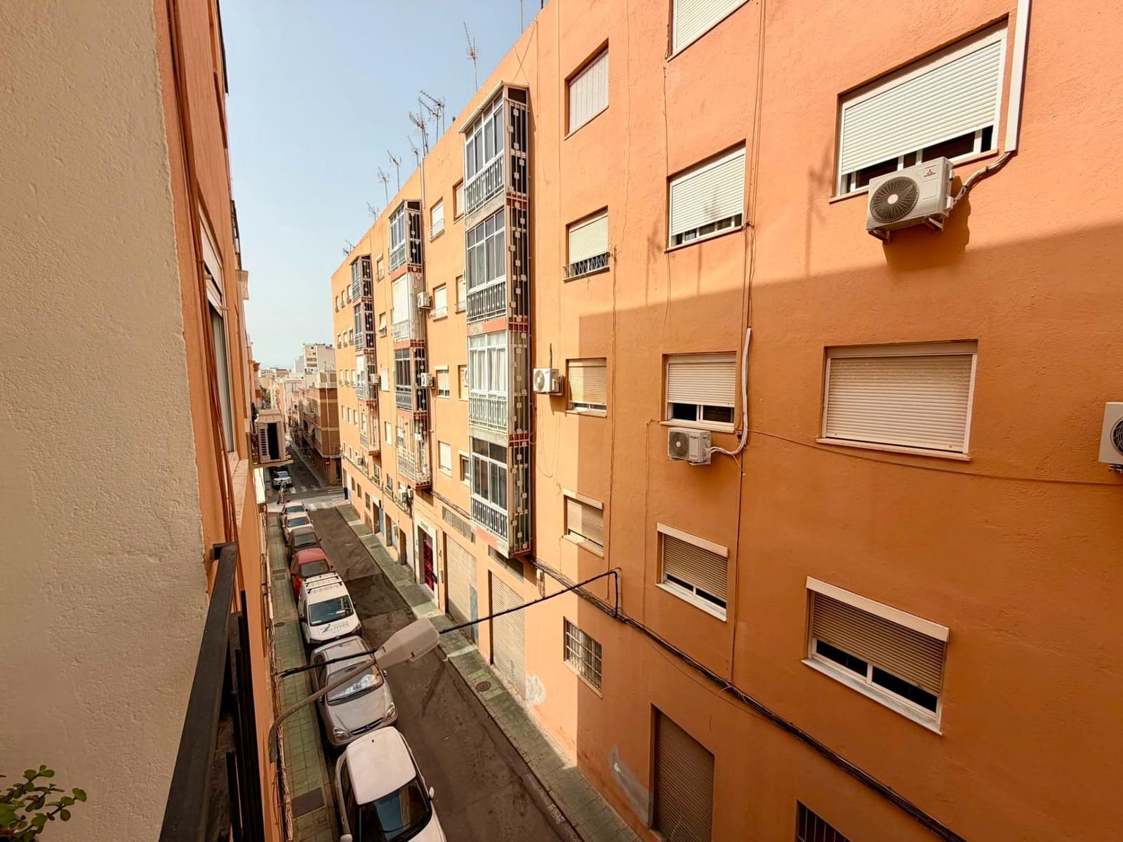 3 slaapkamer Flat te koop in Almeria stad - € 160.000 (Ref: 9985082)