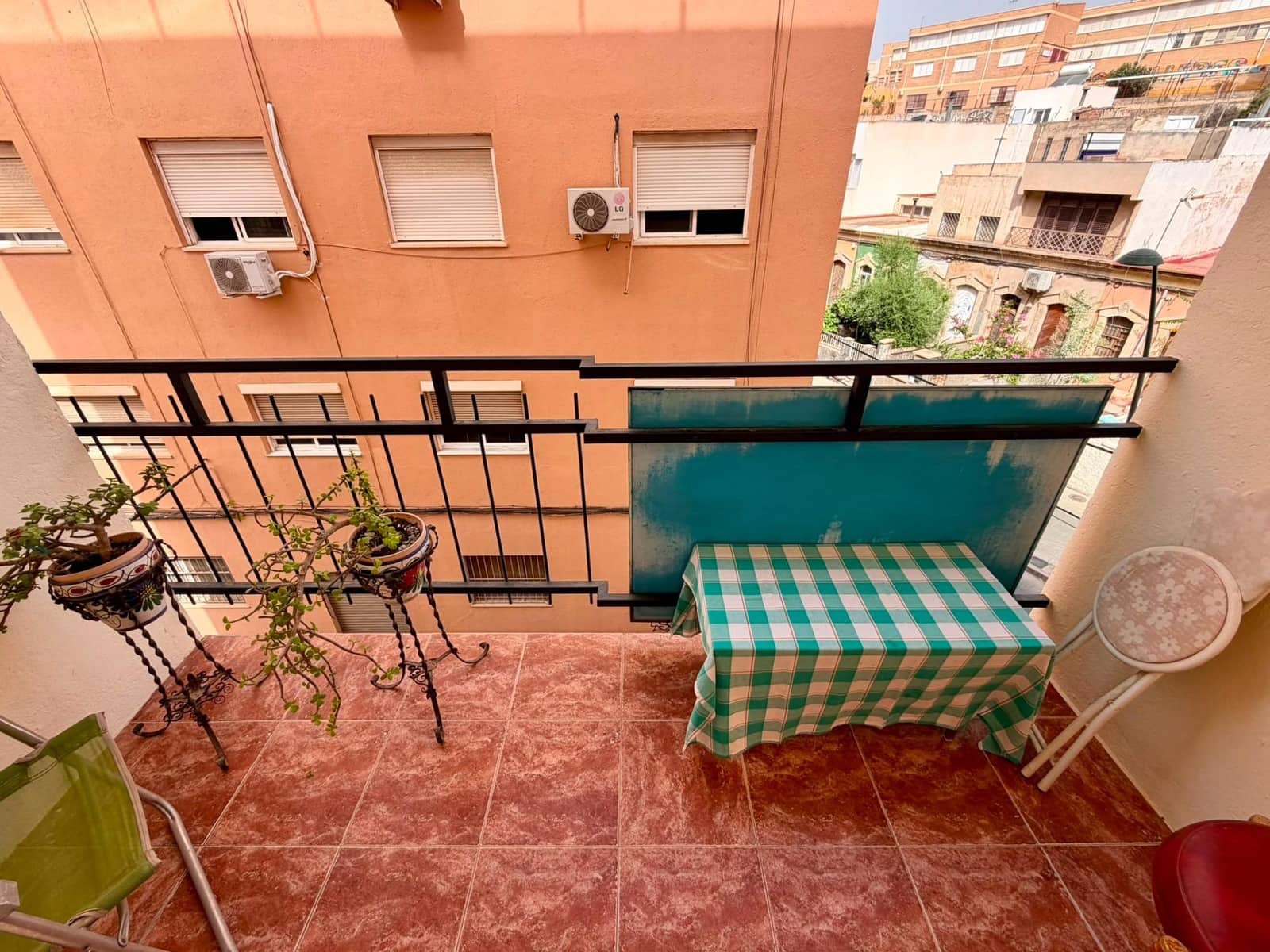3 slaapkamer Flat te koop in Almeria stad - € 160.000 (Ref: 9985082)