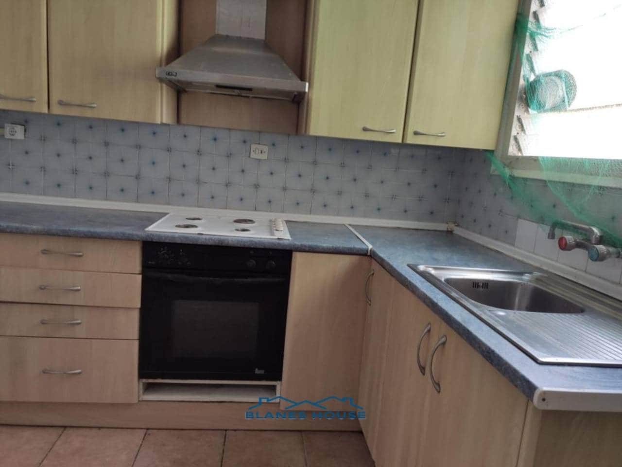 3 sypialnia Mieszkanie na sprzedaż w Blanes - 99 800 € (Ref: 5101991)