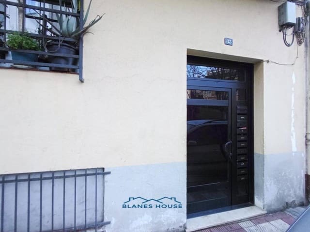 3 sypialnia Mieszkanie na sprzedaż w Blanes - 99 800 € (Ref: 5101991)