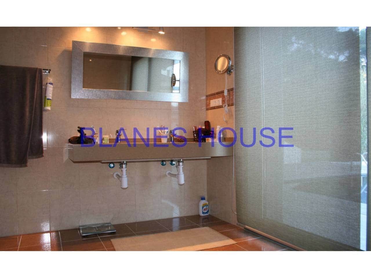 4 soverom Villa til salgs i Blanes med svømmebasseng garasje - € 1 850 000 (Ref: 5104008)