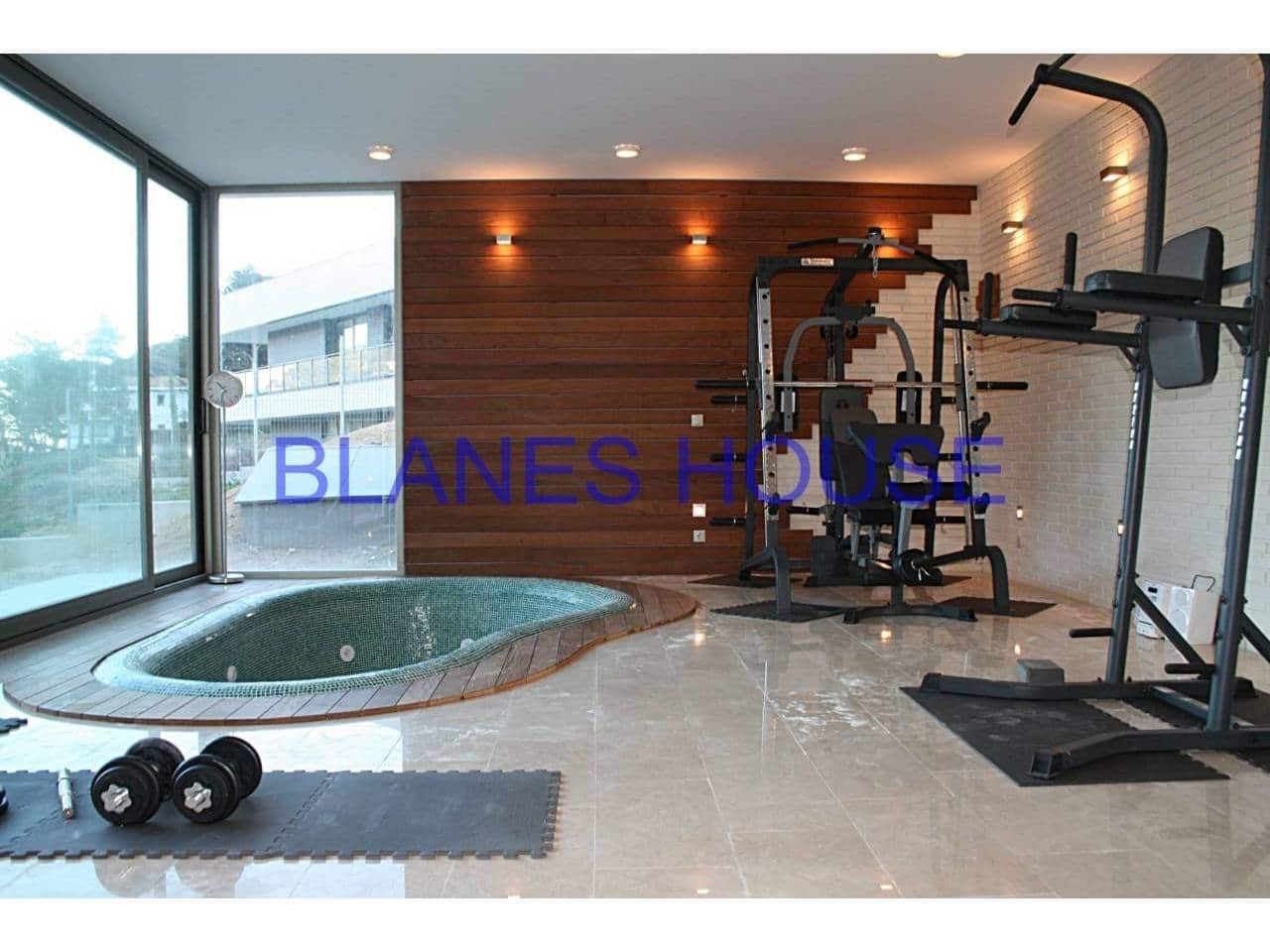 4 soverom Villa til salgs i Blanes med svømmebasseng garasje - € 1 850 000 (Ref: 5104008)