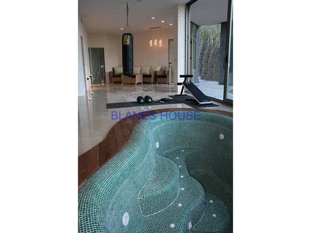 4 quarto Moradia para venda em Blanes com piscina garagem - 1 850 000 € (Ref: 5104008)