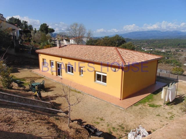 4 chambre Bungalow à vendre à Maçanet de la Selva avec garage - 275 000 € (Ref: 5104028)