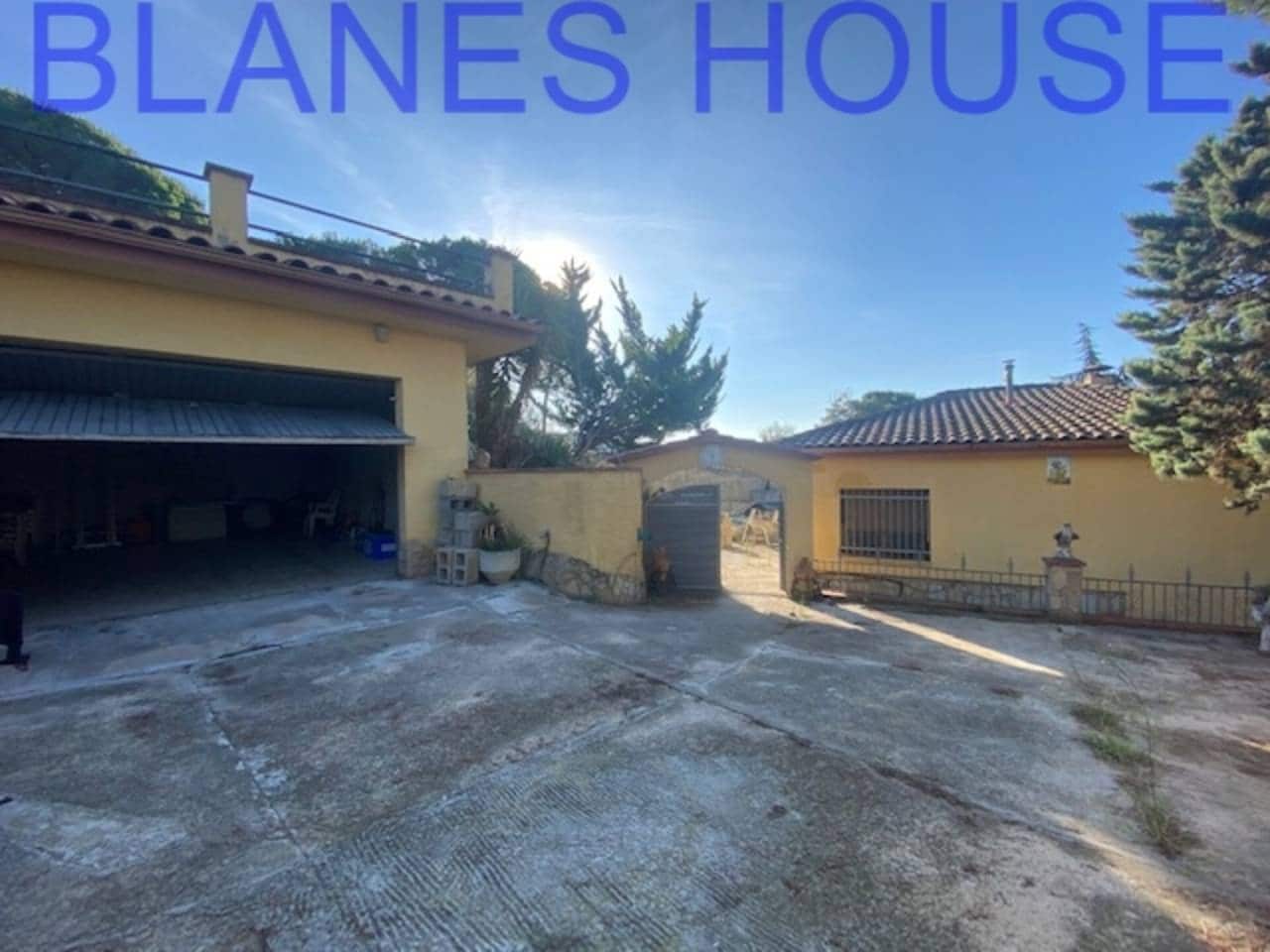 3 bedroom Bungalow for sale in Macanet de la Selva with pool garage - € 272,000 (Ref: 6308533)