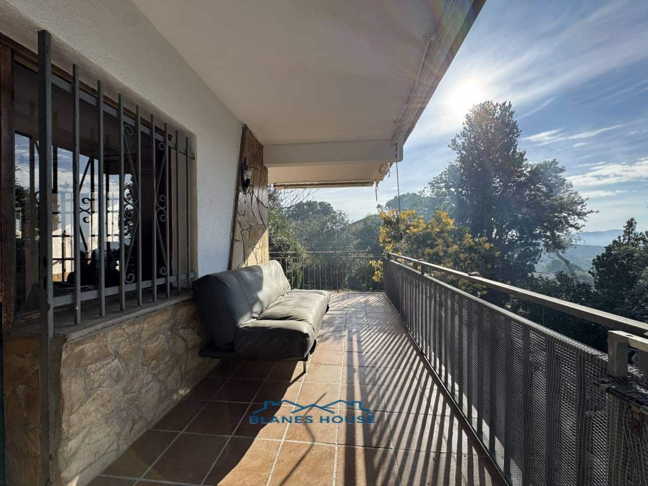 3 bedroom Bungalow for sale in Macanet de la Selva with pool garage - € 272,000 (Ref: 6308533)