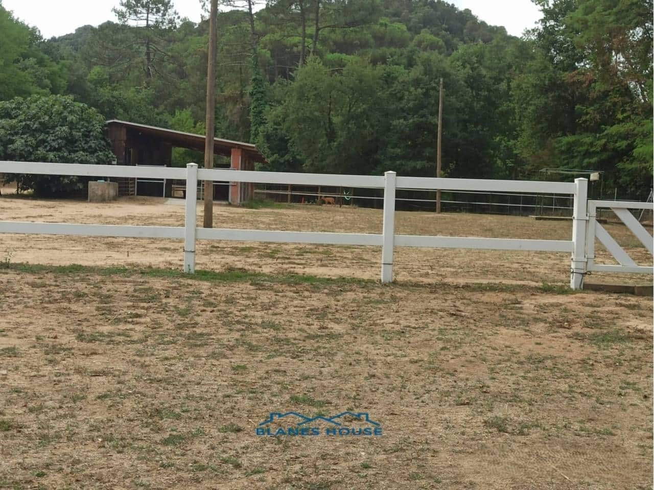 5 soveværelse Finca/Landehus til salg i Fogars de la Selva med garage - € 395.000 (Ref: 7123134)