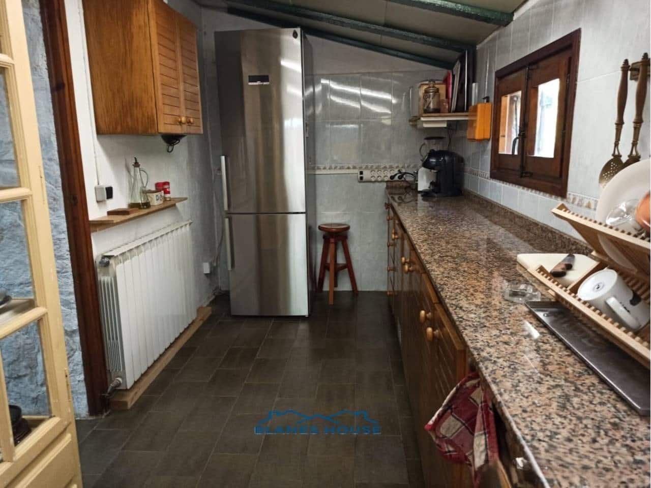 5 soveværelse Finca/Landehus til salg i Fogars de la Selva med garage - € 395.000 (Ref: 7123134)