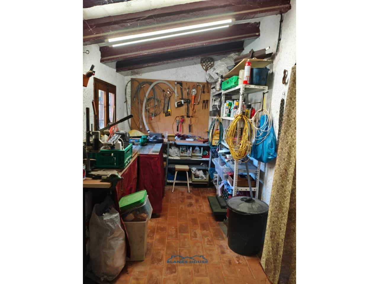 5 soveværelse Finca/Landehus til salg i Fogars de la Selva med garage - € 395.000 (Ref: 7123134)