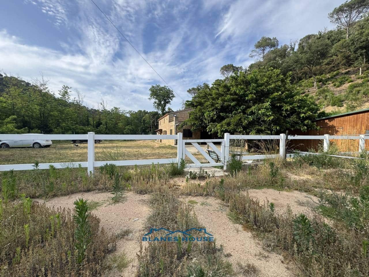 5 soveværelse Finca/Landehus til salg i Fogars de la Selva med garage - € 395.000 (Ref: 7123134)