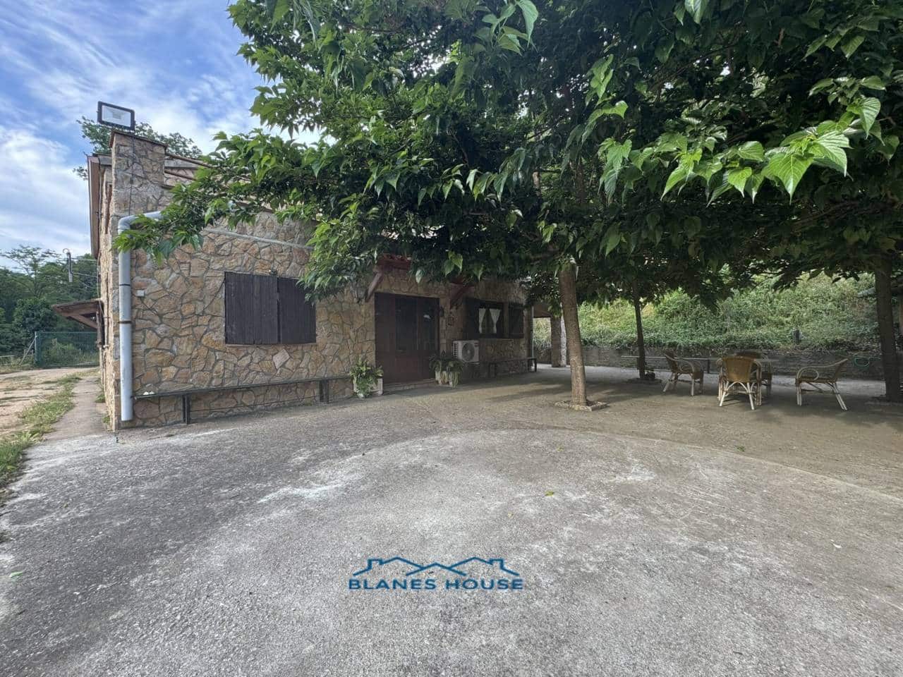 5 soveværelse Finca/Landehus til salg i Fogars de la Selva med garage - € 395.000 (Ref: 7123134)