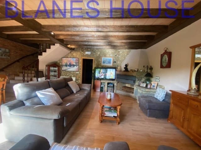 3 bedroom Townhouse for sale in Palafolls - € 427,000 (Ref: 7213920)