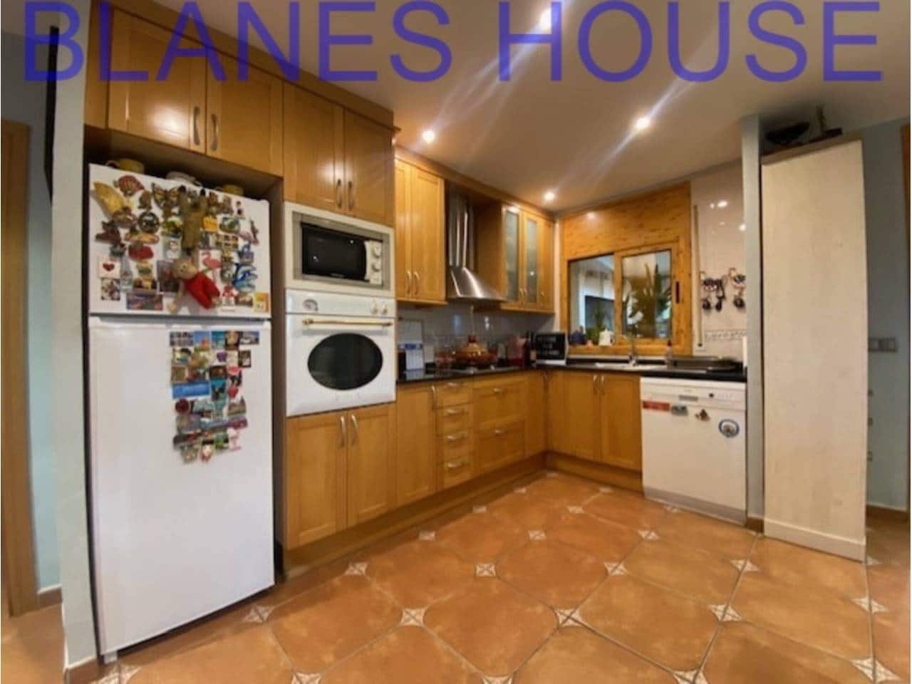 4 soverom Villa til salgs i Macanet de la Selva med svømmebasseng garasje - € 290 000 (Ref: 7264829)