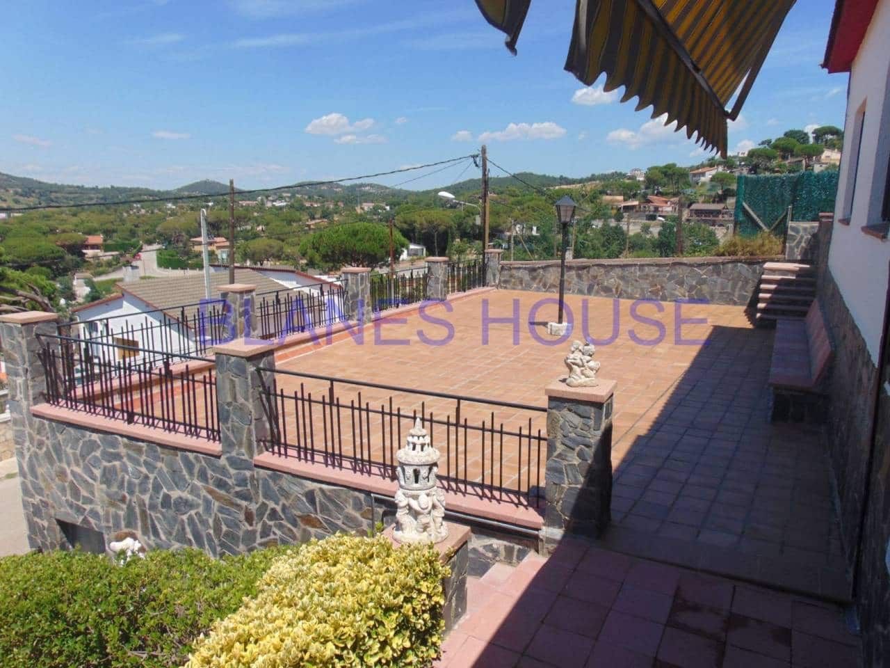 4 soverom Villa til salgs i Macanet de la Selva med svømmebasseng garasje - € 290 000 (Ref: 7264829)