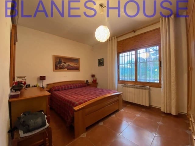 4 slaapkamer Villa te koop in Maçanet de la Selva met zwembad garage - € 290.000 (Ref: 7264829)