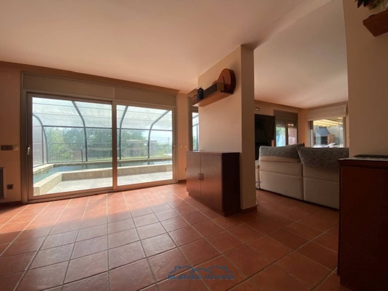 5 soveværelse Villa til salg i Cassa de la Selva med swimmingpool garage - € 1.250.000 (Ref: 7553370)