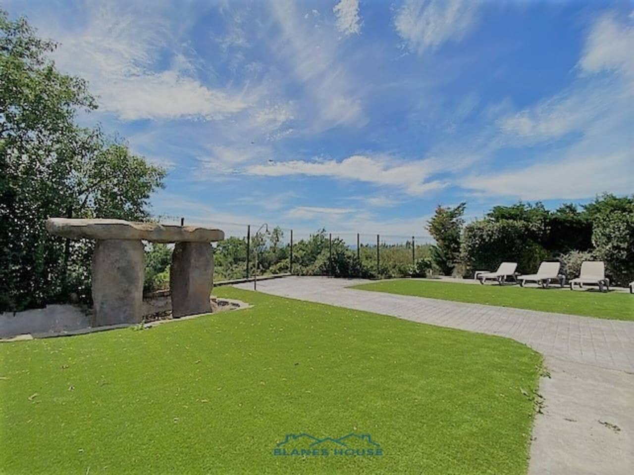 5 soveværelse Villa til salg i Cassa de la Selva med swimmingpool garage - € 1.250.000 (Ref: 7553370)